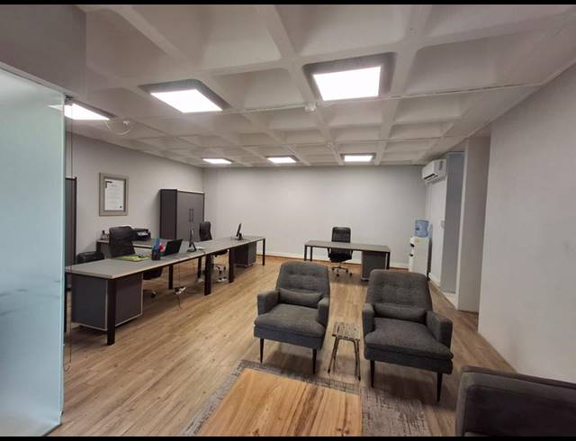 BUSINESS PROPERTY TO RENT IN STUART'S HILL